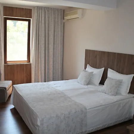 Orbita Hotel 2*